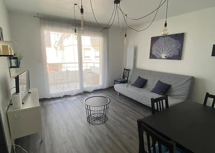 U1 Chaleureux Avec Balcon A شقة *